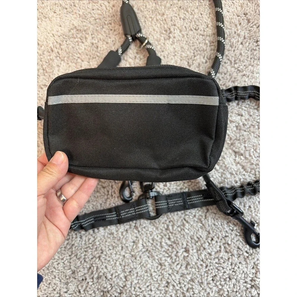 Hands Free Dog Leash With Zipper Pouch Black & Navy Blue
